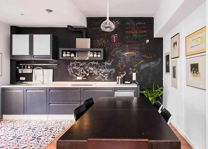Lujoso Apartamento Con Patio En Triana Sevilla