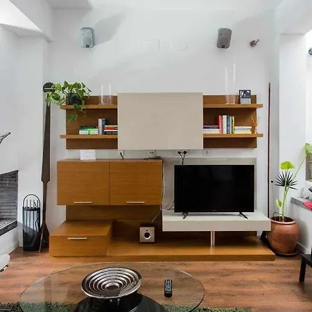 Lujoso Apartamento Con Patio En Triana Sevilla Exterior photo